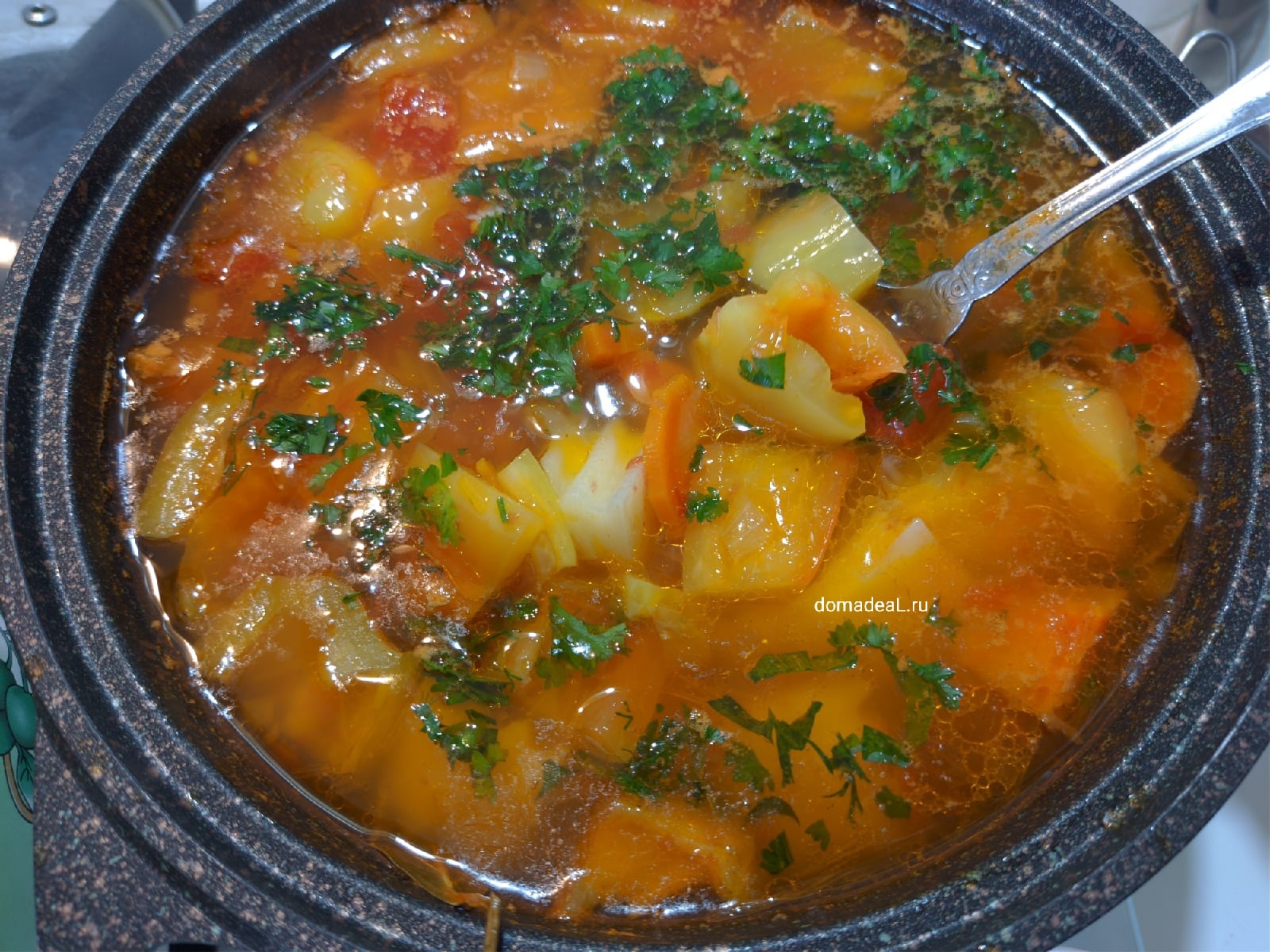 Шурпа рецепт классический в кастрюле с картошкой. Суп Шурпа. Азиатский суп Шурпа. Шурпа из баранины. Шурпа с бараниной.